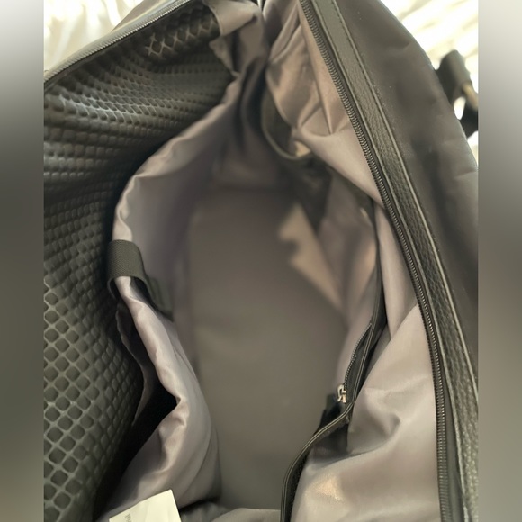 Open Story Black Duffle Bag - Like New! - Picture 6 of 10
